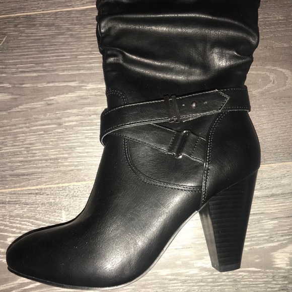 Black Knee High Heeled Rampage Boots - Picture 2 of 5